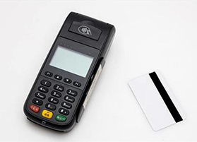 信用卡审核通过了，看了一下额度，沈阳信用卡垫还提现表示怀疑！