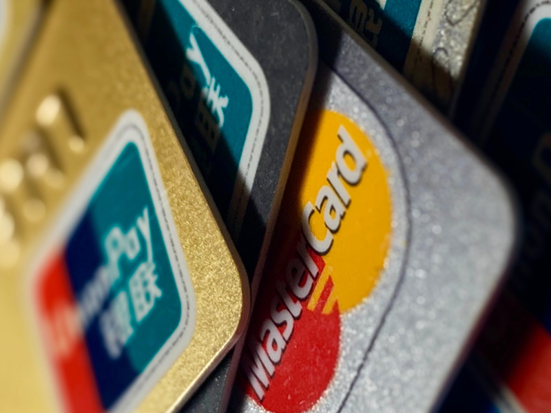信用卡被锁定了要多久可以解除？沈阳信用卡代垫还是什么原因导致的？